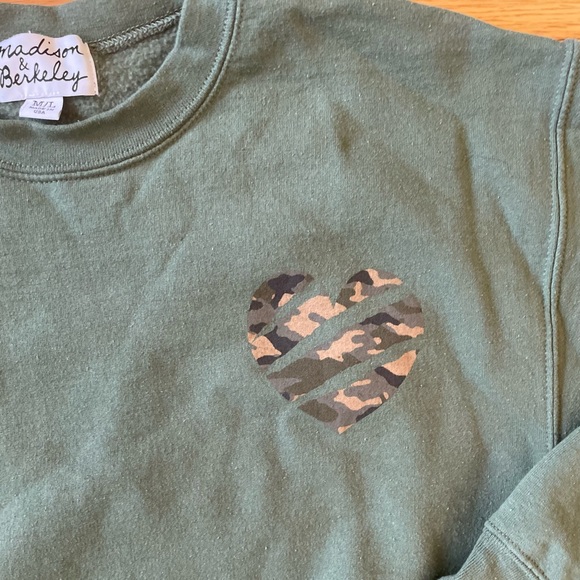 Madison & Berkeley army green sweatshirt with camo heart - Picture 2 of 5